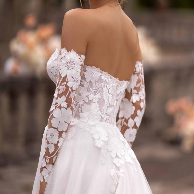 White Dress | Woui.ch