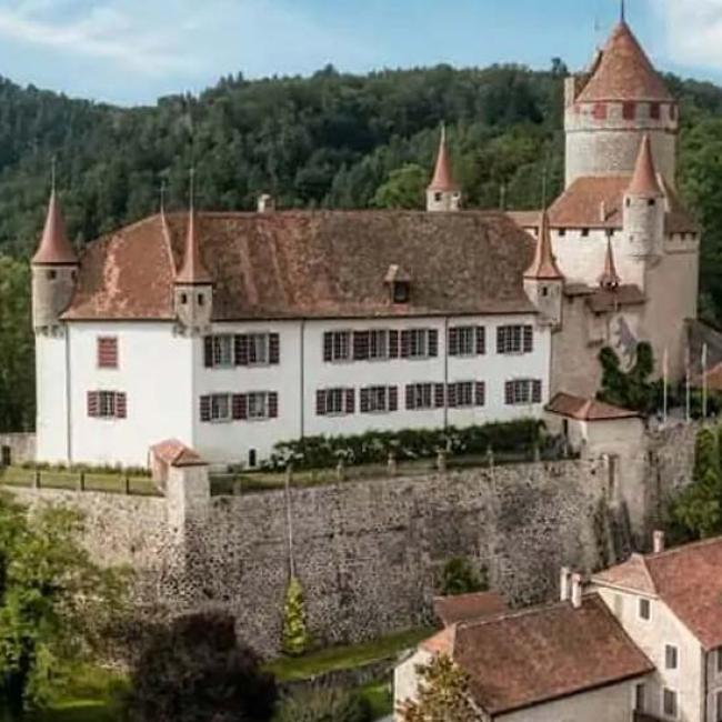 Château de Lucens | sur Woui.ch